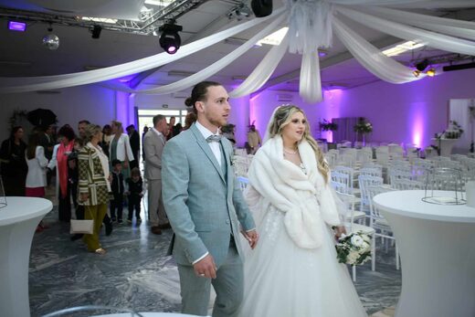 Mariage en hiver au Domaine des Chênes Verts à Ginasservis – Var (83), Provence